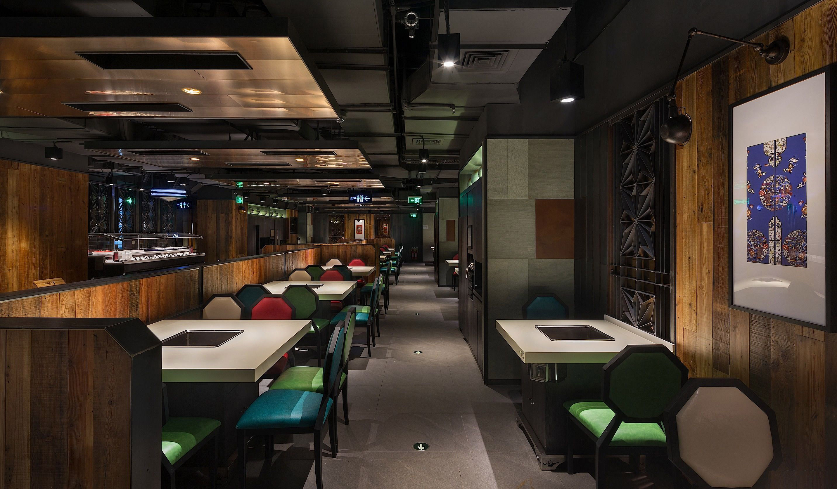 Hongkong Haidilao hot pot restaurant furniture_square smokeless hot pot table and colorful leather dining chairs set